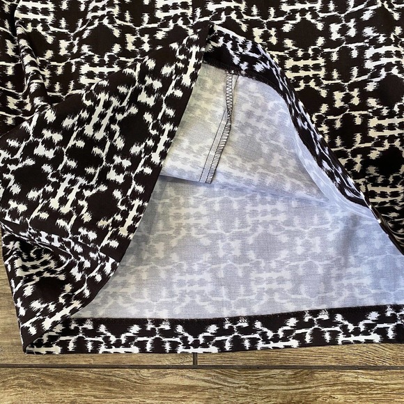 Danny & Nicole Sleeveless Brown White Pattern - Picture 5 of 15